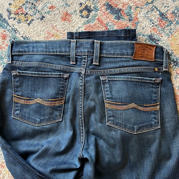 Lucky brand Charlie straight jeans - Picture 3 of 3